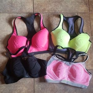 Combo 4 Victoria's secret sports bra M
